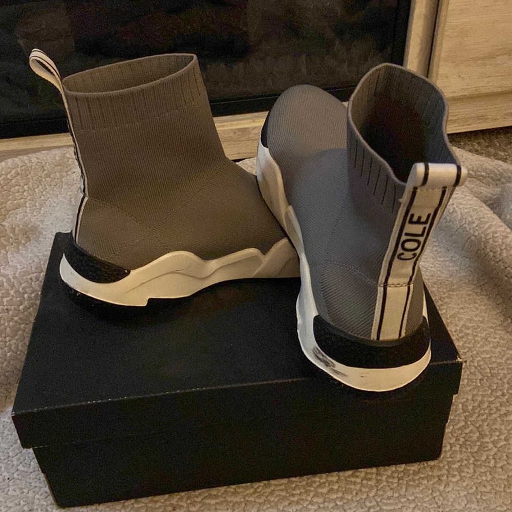 Kenneth Cole High Top Sneakers